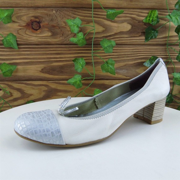 Folie's Size‎ 38 Pump Heel Beige Leather M Width Chauss - Picture 1 of 10